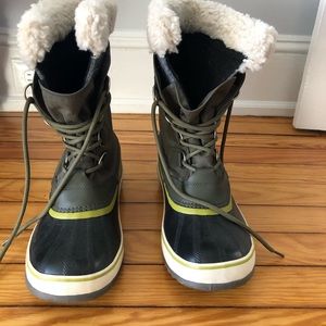 Sorel snow boots
